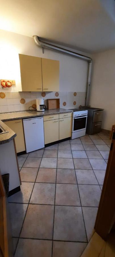 Hof Am Brunnen Apartment Корнаяно Екстериор снимка
