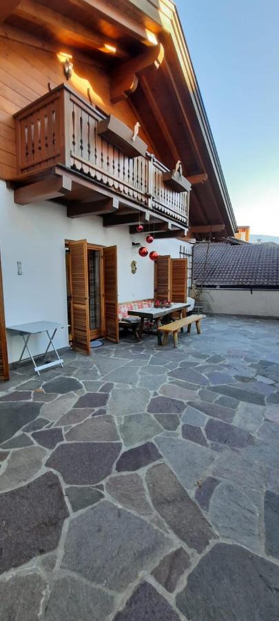 Hof Am Brunnen Apartment Корнаяно Екстериор снимка
